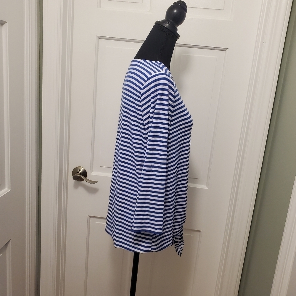 Talbots Blue & White Striped Center front Tie Up Knit Top Size Medium, Soft - Picture 4 of 8